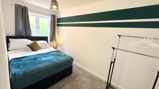 M62 - Contractor Stays - Families - Relocation - Huyton - 2