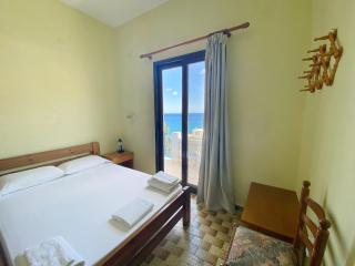 Studio Apartment Sea View with Balcony - 1