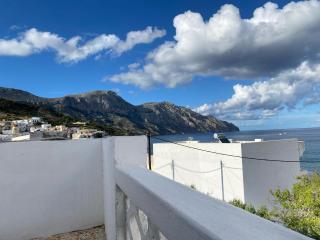 Studio Apartment Sea View with Balcony - 9