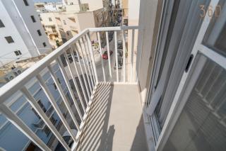 Cosy 1BR fully equipped Apt with balcony with WIFI by 360 Estates - 8