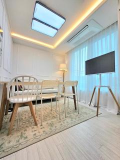 #Hongdae #Family#Friends#Yeontrural Park#New Building#Luggage storage#Parking - Seul - 0