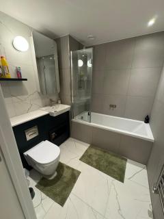 Modern Apt Steps from ExCeL - Londres - 4