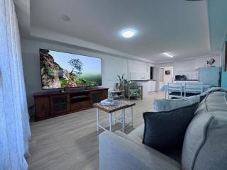 The Love Shack - Bongaree - 9