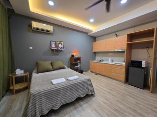 028 Projector Palazio Vintage House Netflix Wifi - Johor Bahru - 8