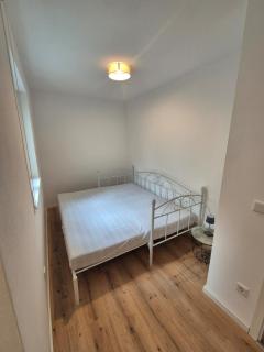 Großzügige 96 qm Wohnung mit 2 Schlafzimmern und großem Wohnzimmer - Bad Abbach - 6