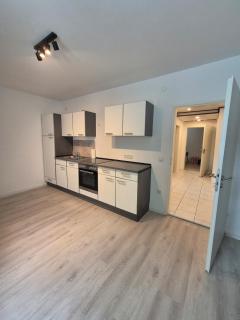 Großzügige 96 qm Wohnung mit 2 Schlafzimmern und großem Wohnzimmer - Bad Abbach - 4