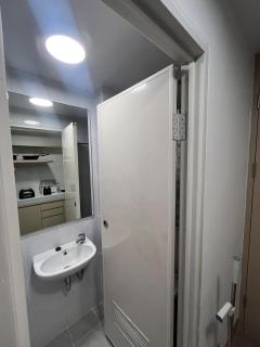 Apt Modern Tokyo Riverside at PIK2 by TYAFY Living - - 2