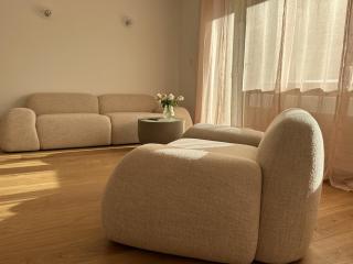 Luxury Lakefront Apartment - St. Moritz - 7