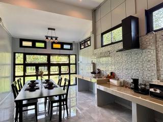 Moonlight Cottage - 1