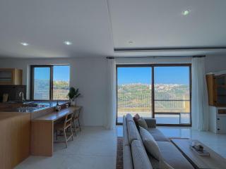 Penthouse with Xlendi Views & Two large Terraces - 7