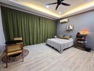 028 Projector Palazio Vintage House Netflix Wifi - Johor Bahru - 1