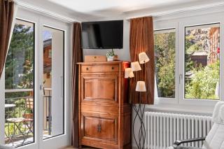 Zermatt, 4 pers, 3 lits - Balcon avec vue et petit jardin - 1