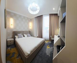 Palmira Hotel Bishkek - Bishkek - 2