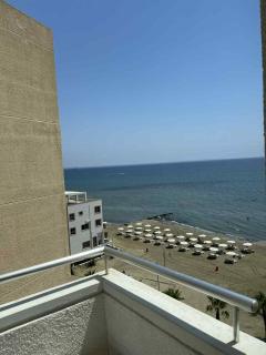 Flamingo Beach Hotel - Larnaca - 1