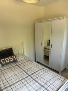 Northants Guest House - Upton - 1