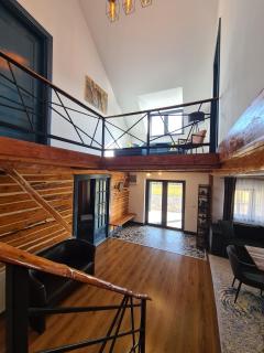 Vama Buzaului Hillside Barn - camere la munte - 4