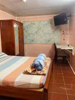 Nhà Nghỉ Quỳnh Hương - Quynh Huong Hostel - 5