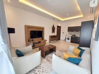 Modern 1-Bedroom Apartment in Cantonments - Accra - 0