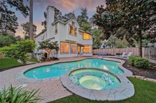The Woodlands Gem with Pool and Spa - The Woodlands - 9