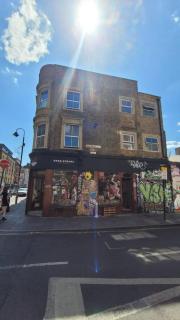 Shoreditch Escape by City Sparrow - 9