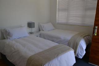14 Kiaat Suites - Klerksdorp - 5