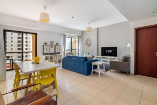 Spacious 2BR Flat with Gym & Pool in JBR - 9