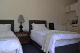 11 Kiaat Suites - Klerksdorp - 7