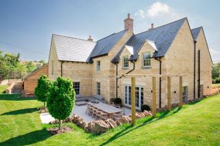 Willowbrook House- A luxurious countryside retreat set in an idyllic & desirable location close to Soho Farmhouse and lots of Cotswold attractions - Dogs welcome -  - 0