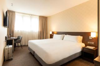 Hotel Lugano Barcelona - 8