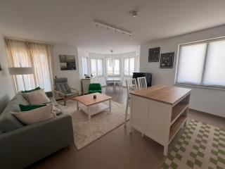 Idyllische Ferienwohnung - - 2