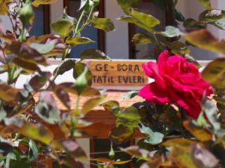 Gebora Suits & Tatil Evleri - 0