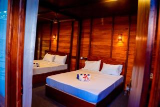 Golden Beach Hotel & Restaurant - Trincomalee - 5