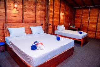 Golden Beach Hotel & Restaurant - Trincomalee - 2