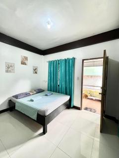 Longay Guesthouse - 8