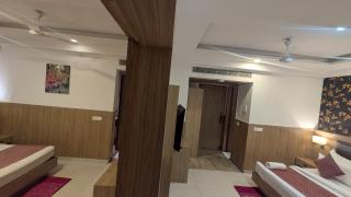 HOTEL THE ELEVATE Near Terminal 3 Delhi International Airport WITH- FREE AIRPORT PICKUP - 1
