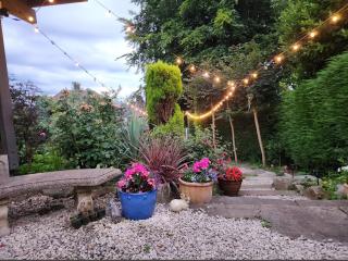 The Garden Apartment, Near Airport & City - Manchester - 9