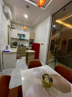 Alvin Apartments - Sangotedo - 1