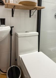 Casco Private Escape Cozy Steps to Nightlife & Old Town Charm - 1