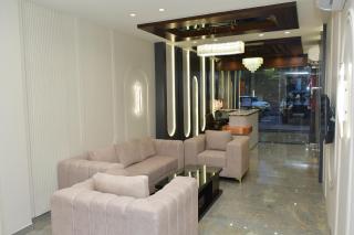 Travinities Hotel Avni Palace - 8