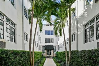 Lincoln Arms Suites - 5