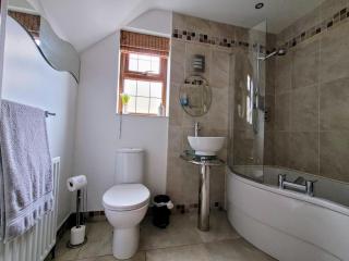 Honeysuckle Cottage - Newcastle, Northern Ireland - 4