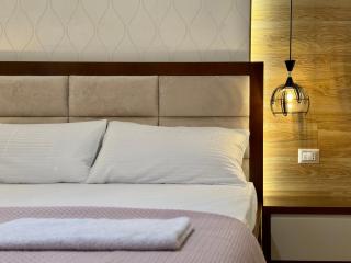 Triena Rooms - Fier - 3