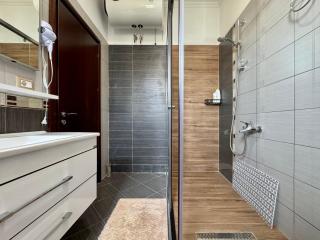 Triena Rooms - Fier - 1