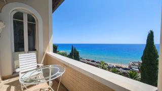 Hostdomus - Elite Apartment WITH PRIVATE PARKING - 0