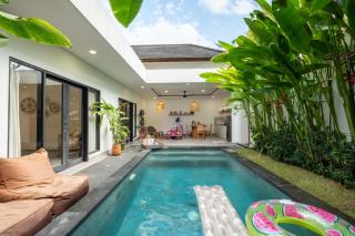 AGATE VILLA - 5Min to Canggu - 1Min to Shops & Restaurants - 9