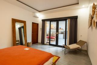 AGATE VILLA - 5Min to Canggu - 1Min to Shops & Restaurants - 8