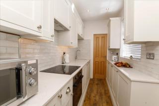 Walpole Retreat - Hot Tub, Games Room, Sleeps 4 - York - 8