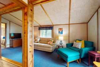 Catfish Cottage B - 8