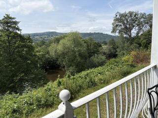 Roadhouse Llanwenarth - Abergavenny - 6