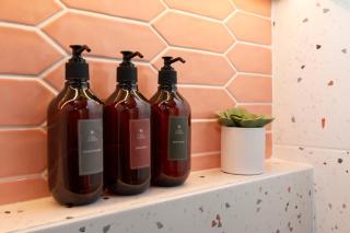 Laureles Apt-Big Windows-Smart lock- AC - Medellín - 1